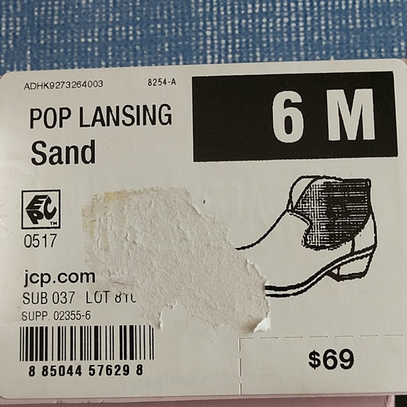 NEW Women's Western Boots Ankle Booties Distressed Tan Sand Soft Back Zip POP 6M - Picture 8 of 8